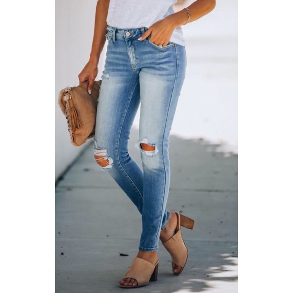 NWT Kancan Mid Rise Destroyed Super Skinny Jeans - Picture 11 of 13